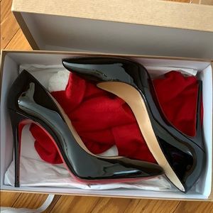 Pigalle Follies 100 Black Patent 38.5